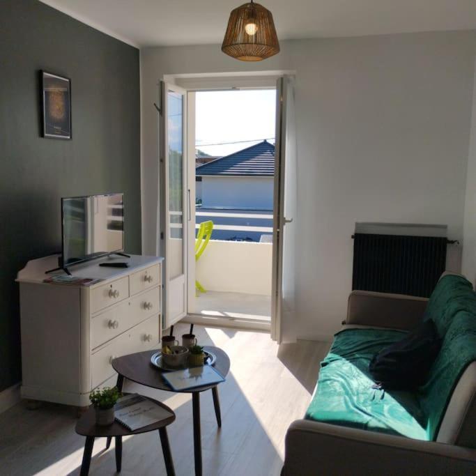 Appartement Verdoyant Au Bord Du Lac Leman Entre Evian Et Thonon Dans Une Villa Publier Zewnętrze zdjęcie