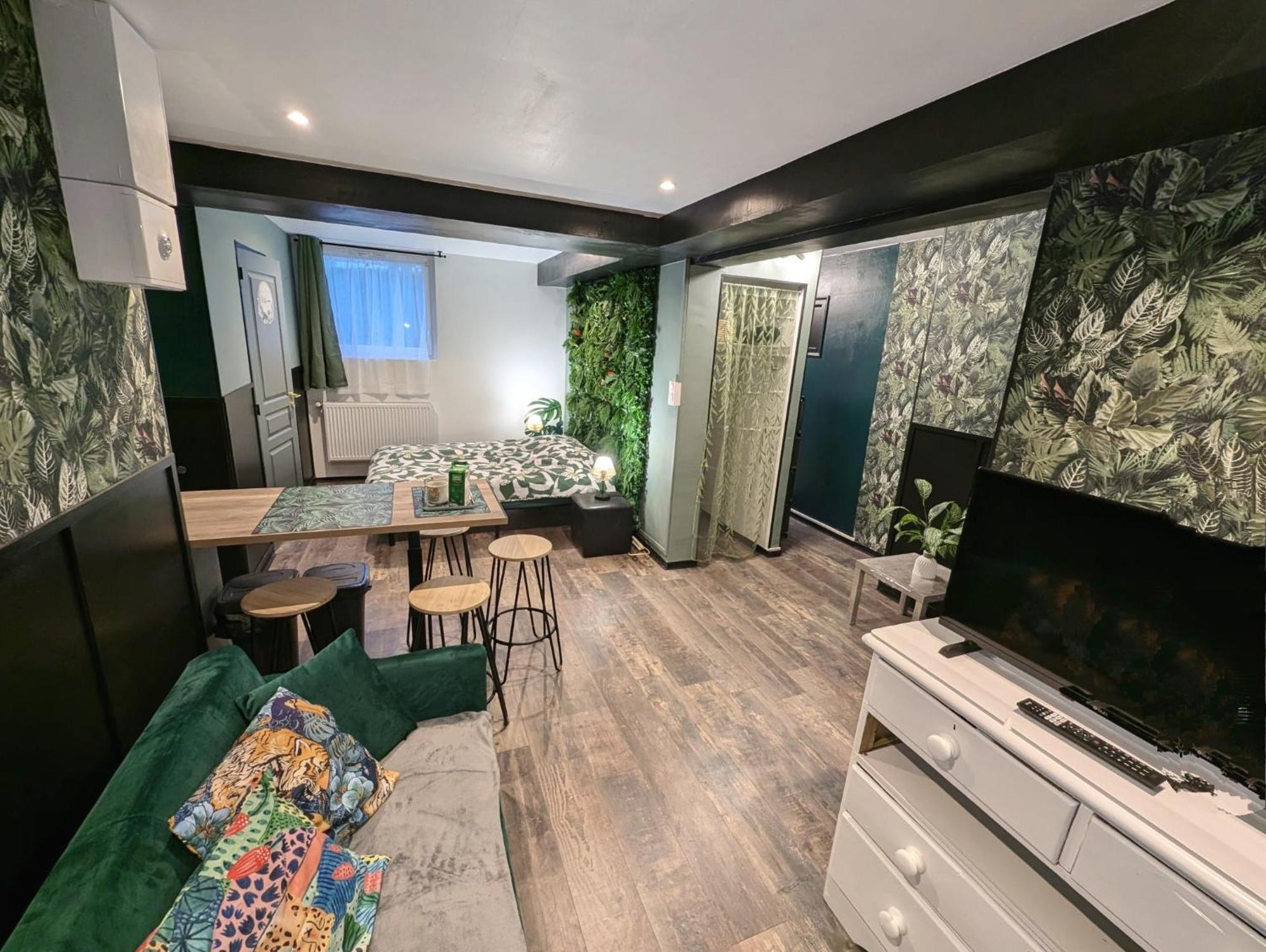 Appartement Verdoyant Au Bord Du Lac Leman Entre Evian Et Thonon Dans Une Villa Publier Zewnętrze zdjęcie